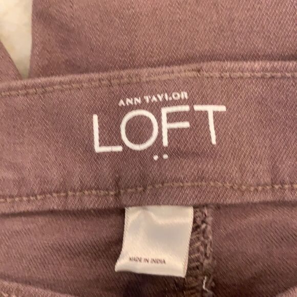 Dusty Rose LOFT Skinny Jeans - Picture 6 of 8